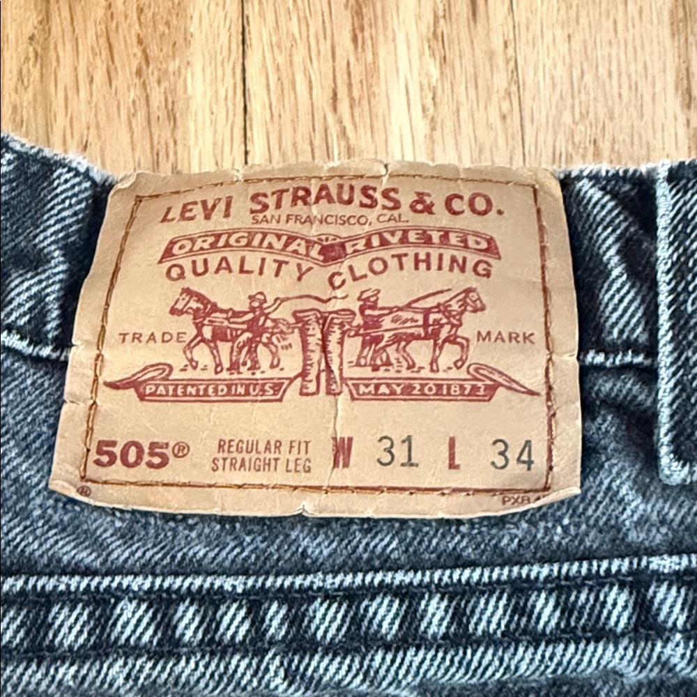 1994 USA Vintage Levis 505 - Picture 2 of 12